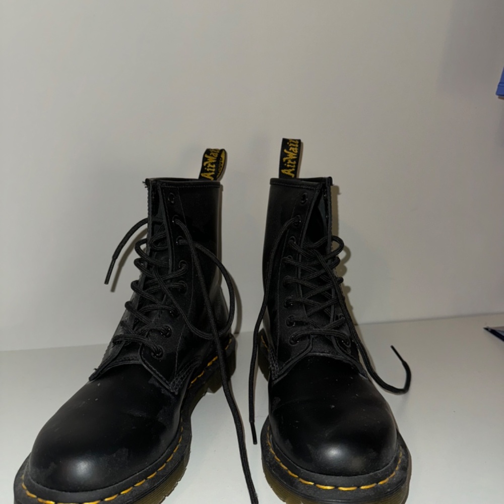 Dr Martens Women's 1460 Slip Resistant Boots - Picture 2 of 7